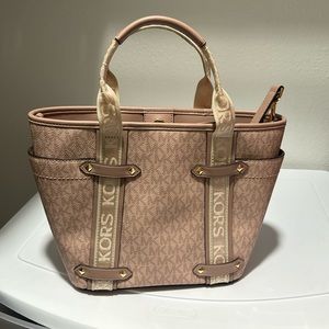 Mk purse